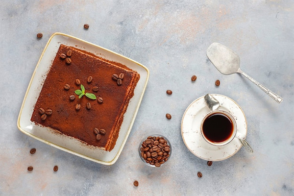 Tiramisu-and-coffee